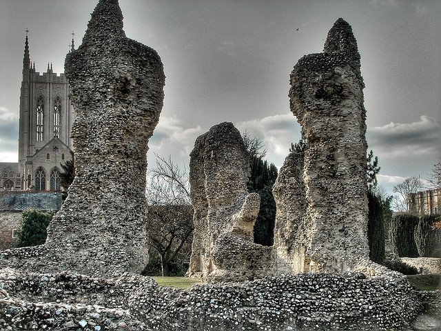ruins12